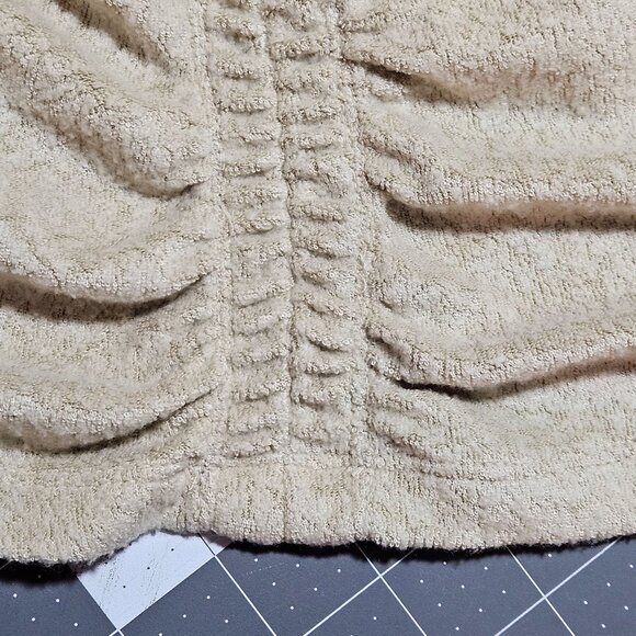 Beige Long-Sleeve V-Neck Ruched Women's Top US M Lyocell Modal Polyester - Picture 6 of 15